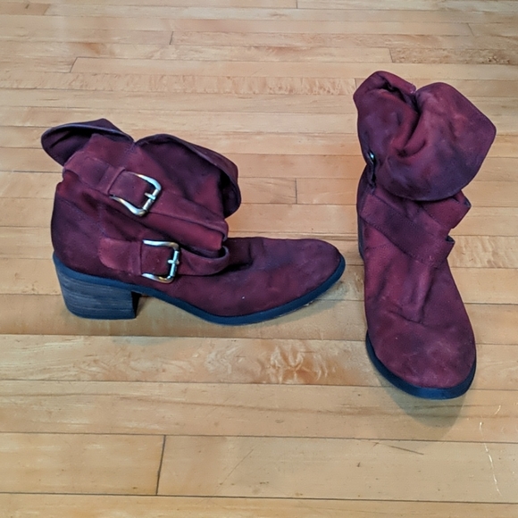 Donald J Pliner Burgundy Suede Boots with Gold Buckles 8.5 - Picture 1 of 5